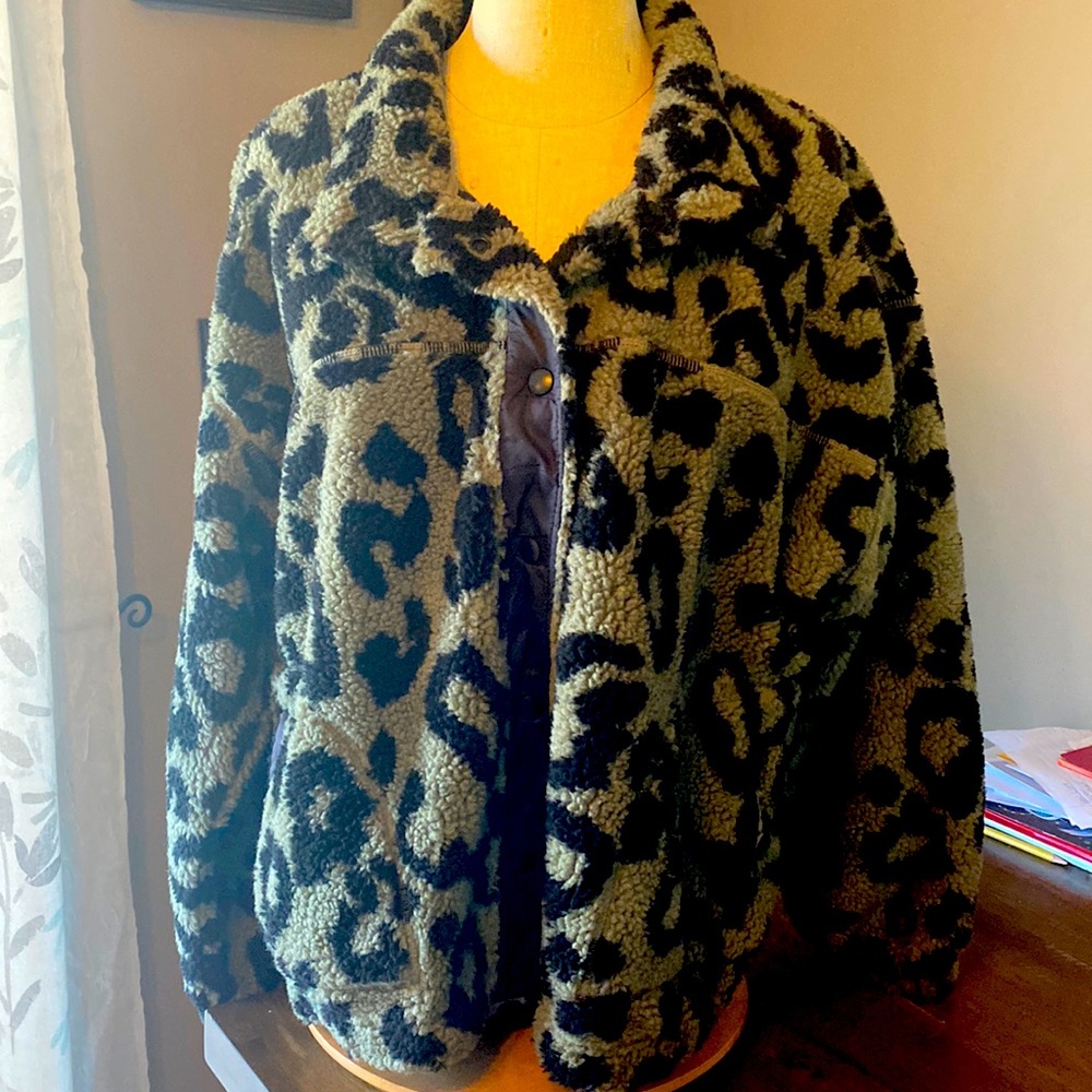 Leopard Jacekt